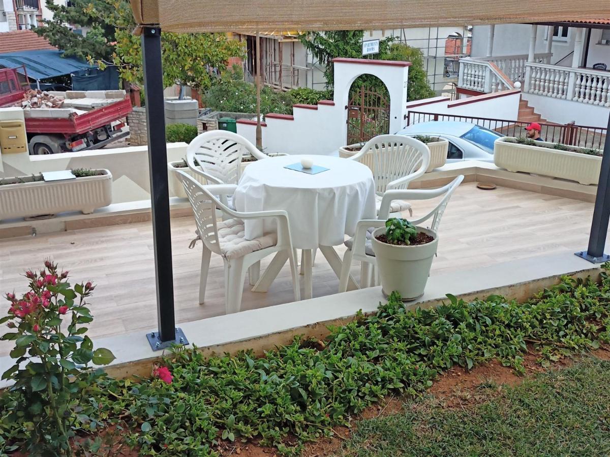 Cozy Apartment In The City Center Pula Exterior photo